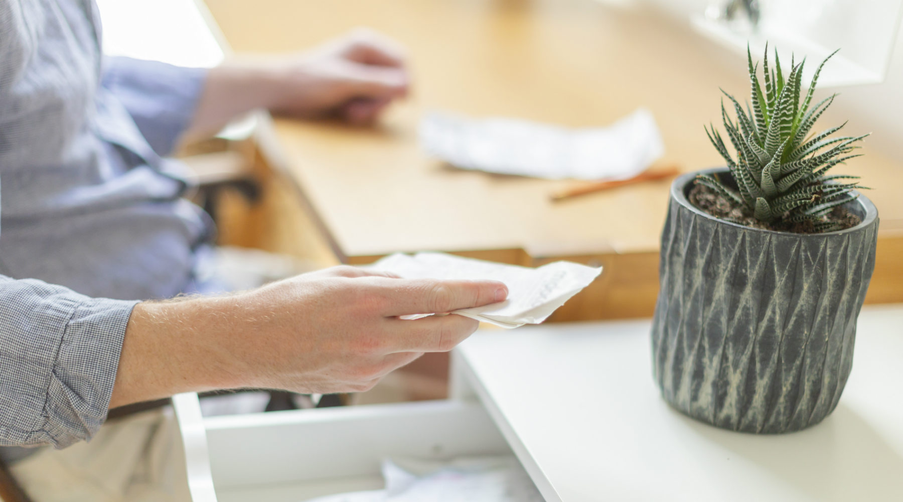 Why It's Important to Pay Your Bills on Time Tangerine